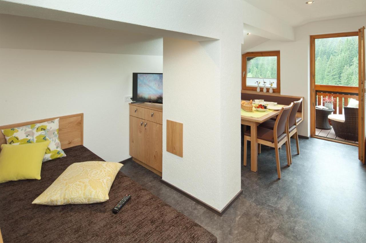 Aparthotel Brunnenhof Damuels Luaran gambar