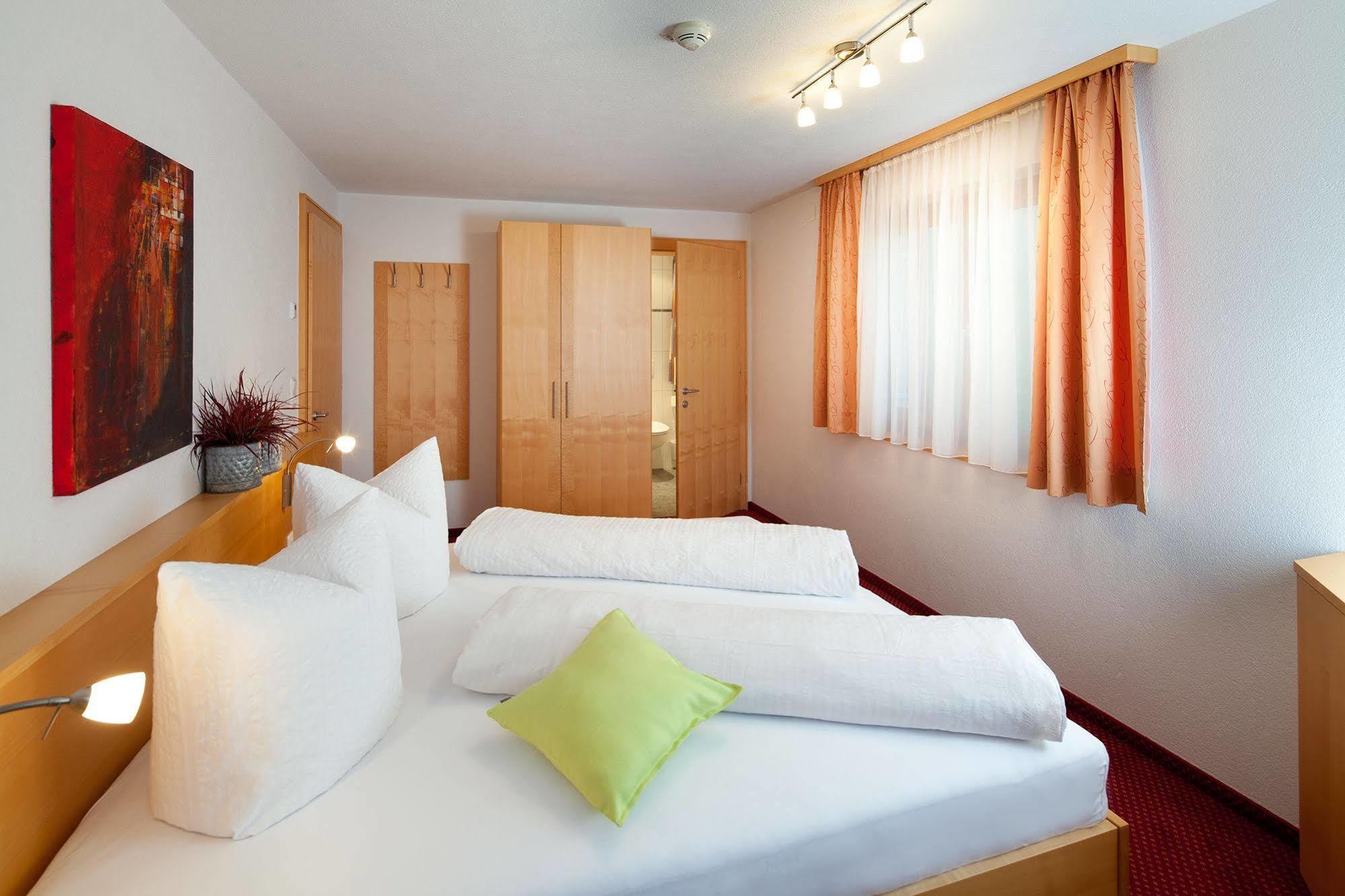 Aparthotel Brunnenhof Damuels Luaran gambar