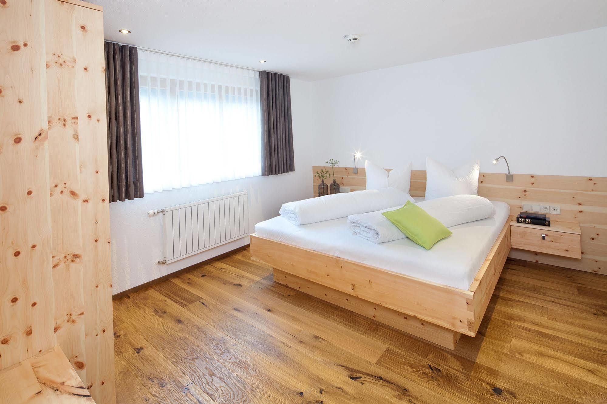 Aparthotel Brunnenhof Damuels Luaran gambar